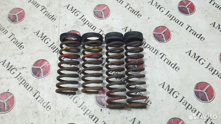 Пружины комплект на Mercedes-Benz W126