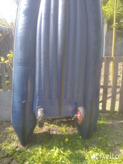 Продается лодка с мотором