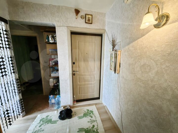 4-к. квартира, 59 м², 1/5 эт.