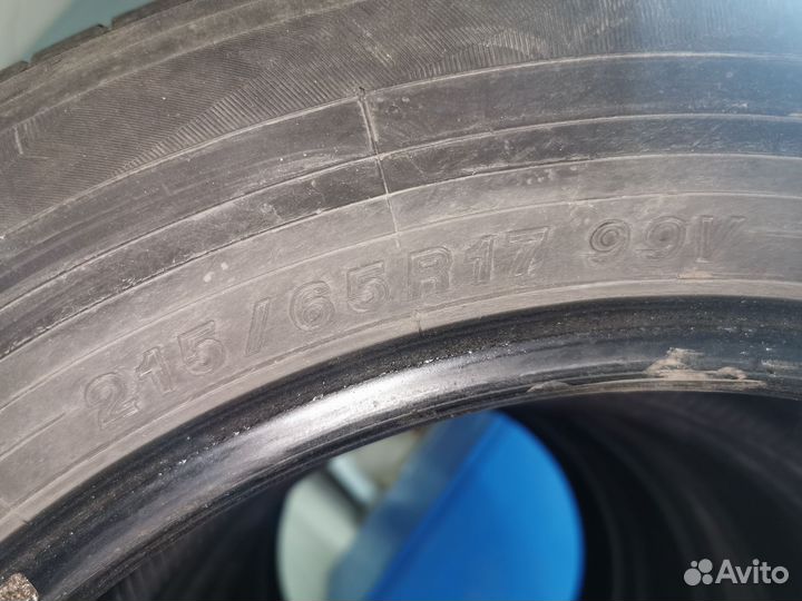 Yokohama BluEarth AE50 215/65 R17 99V