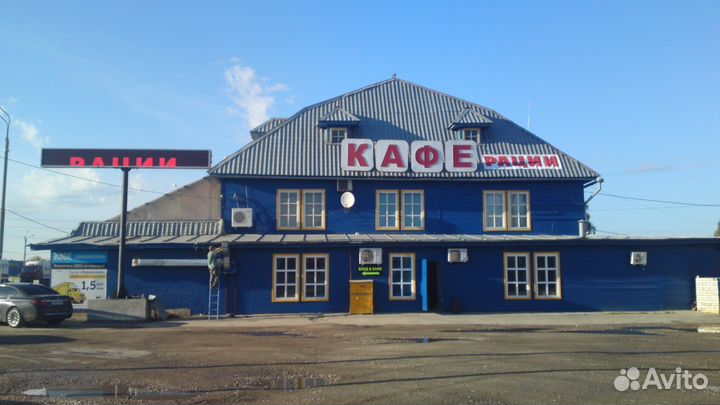 Раздатчик в кафе