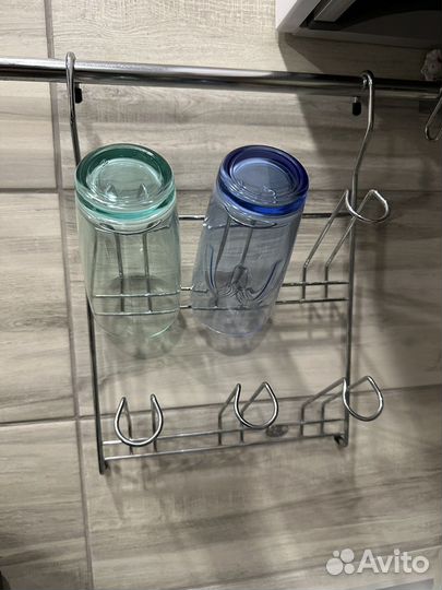Полка на рейлинг для стаканов