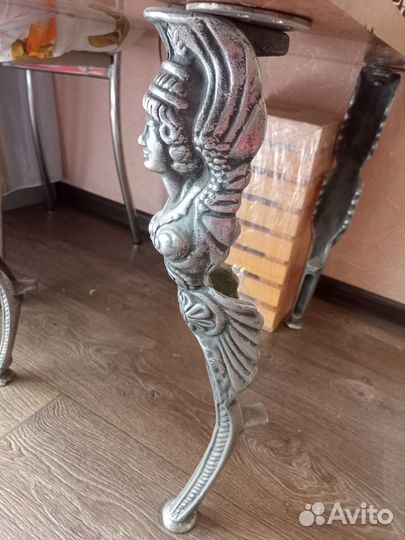 Ножки для стола +рамка для зеркала