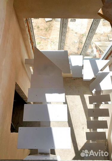 Лестница с забежными ступенями