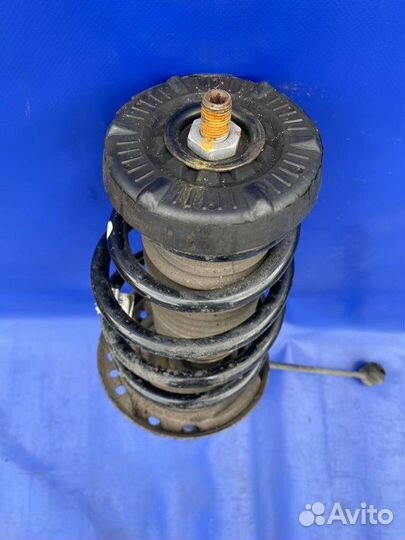 Амортизатор передний правый Opel Astra J GTC 3D