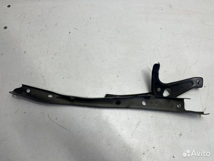 Стойка замка капота передняя Toyota Camry V50/V55