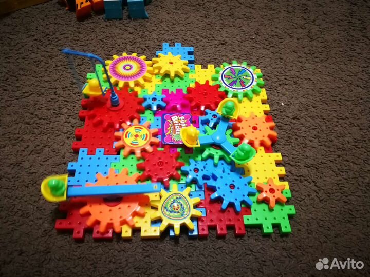 Детские развивающие игрушки