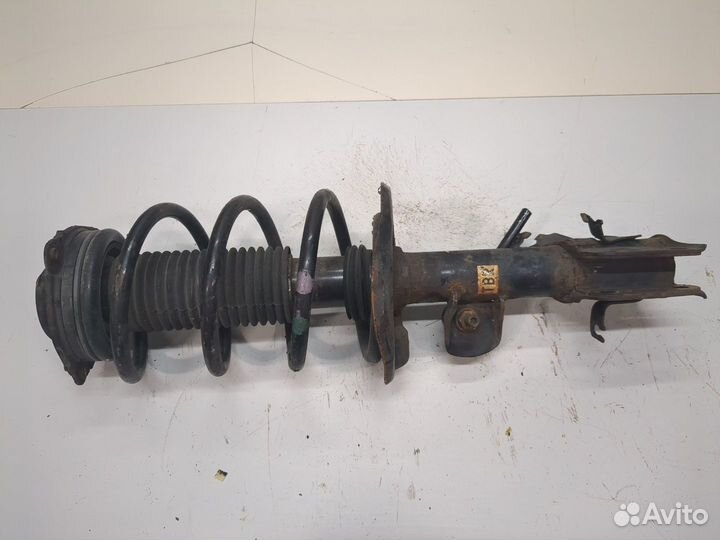 Пружина подвески Nissan Juke, 2011