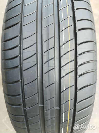 Michelin Primacy 3 215/55 R18