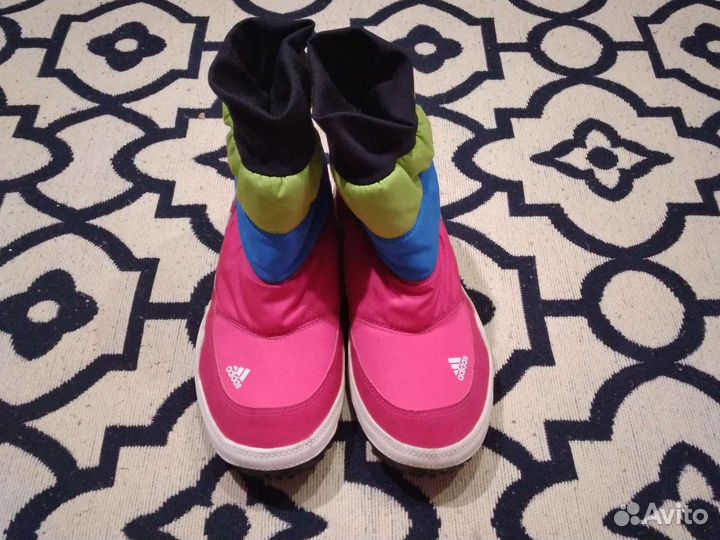 Женские дутики adidas