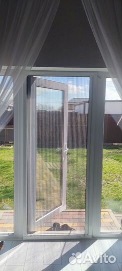 Москитная сетка плиссе на дверь и окно