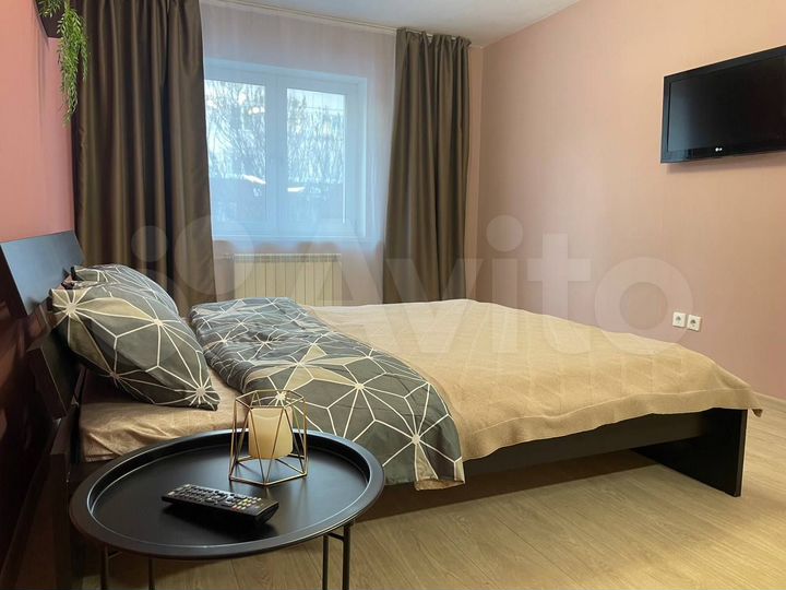 1-к. квартира, 45 м², 1/6 эт.