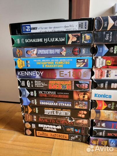 Vhs проигрыватель + куча фильмов