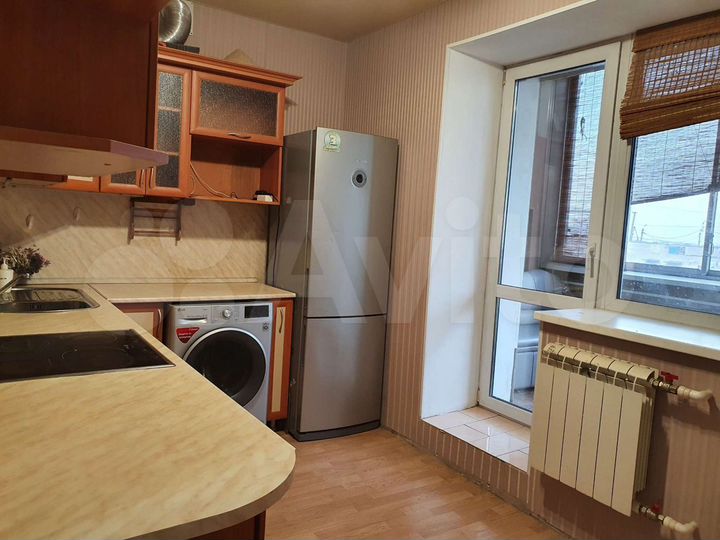 2-к. квартира, 60 м², 2/5 эт.