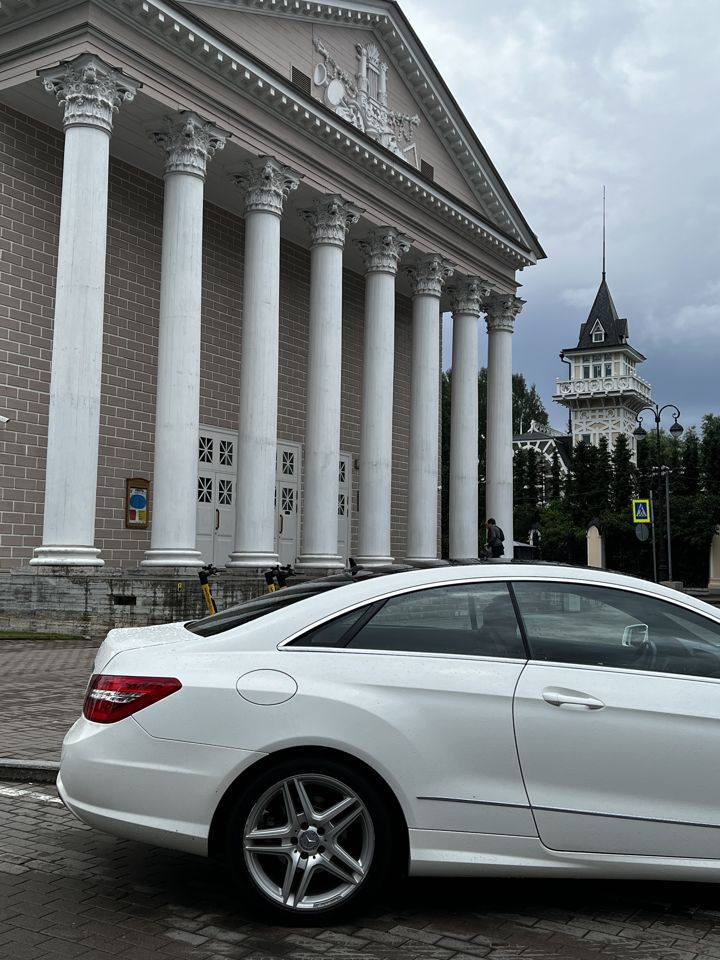 Mercedes-Benz E-класс: фото владельца