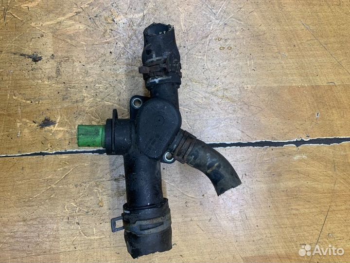 Фланец системы охлаждения Volkswagen Beetle BFS