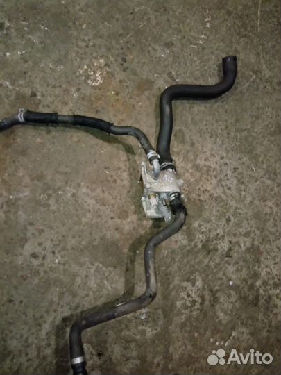 Фланец (тройник) Ford Focus 2 2.0L aoda 2008-2011