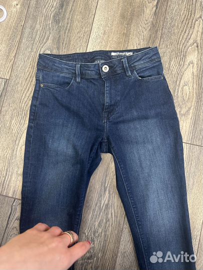 Джинсы Скины женские 44