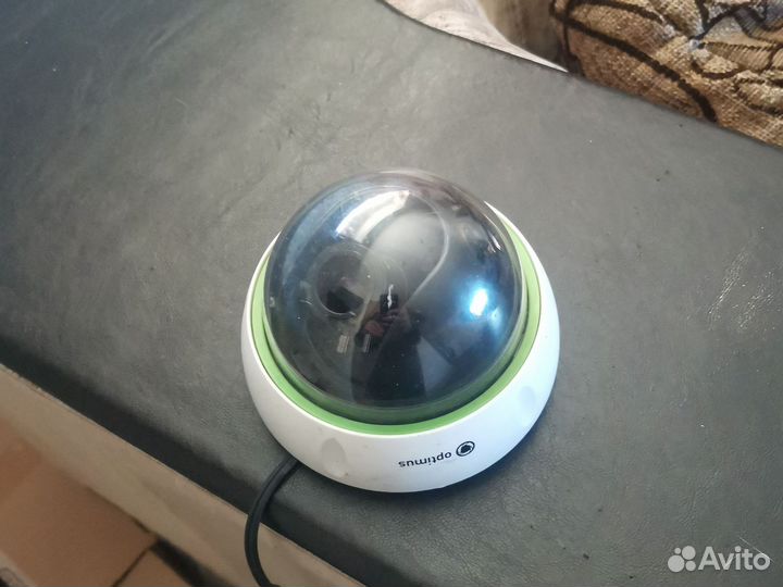 Камера видеонаблюдения купольная
