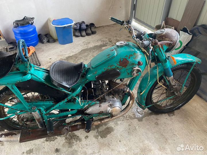 Мотоцикл Иж-49