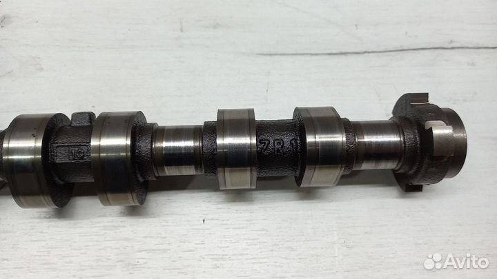 Распредвал впускной Toyota Corolla 150 1zrfe