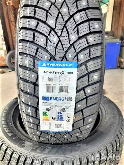 Triangle IcelynX TI501 215/60 R17