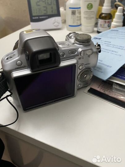 Цифровой фотоаппарат sony cyber shot DSC-H50