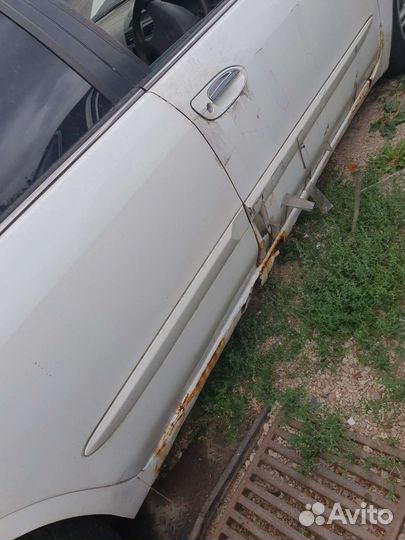 Молдинг накладка двери на цефиро 2000г