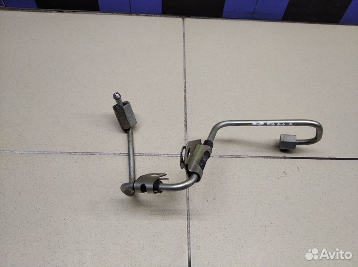 Трубка топливная Fortuner 2015