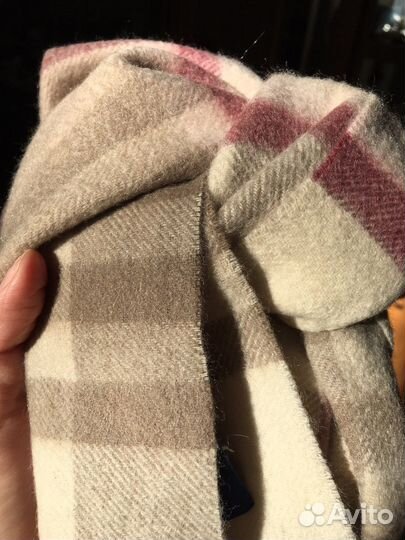 Новый шарф из 100-процентного кашемира