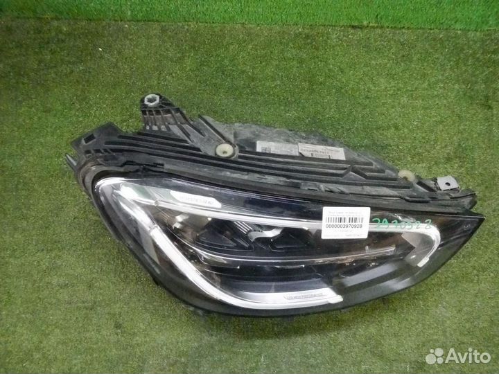 Фара правая Mercedes-Benz GLC