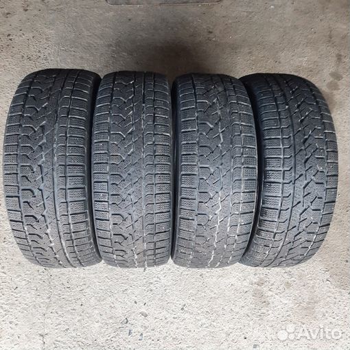 Kumho I'Zen RV KC15 235/60 R17