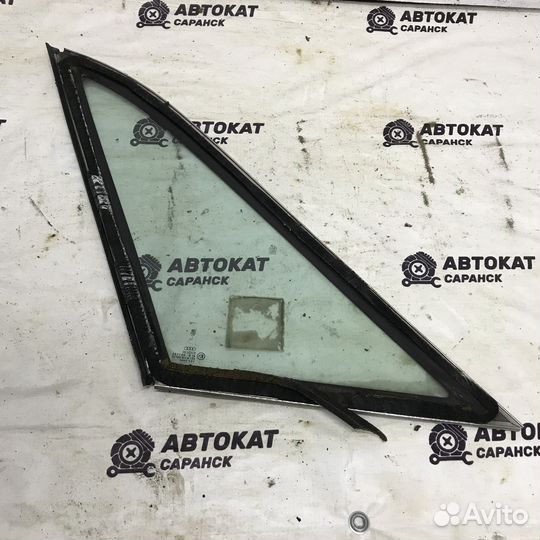 Форточка правая Ауди 80 б3