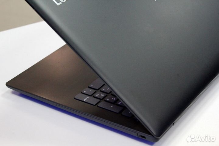 Ноутбук Lenovo для дома и офиса