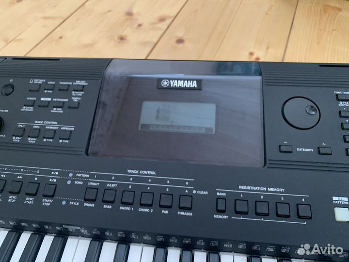 Синтезатор Yamaha psr e453