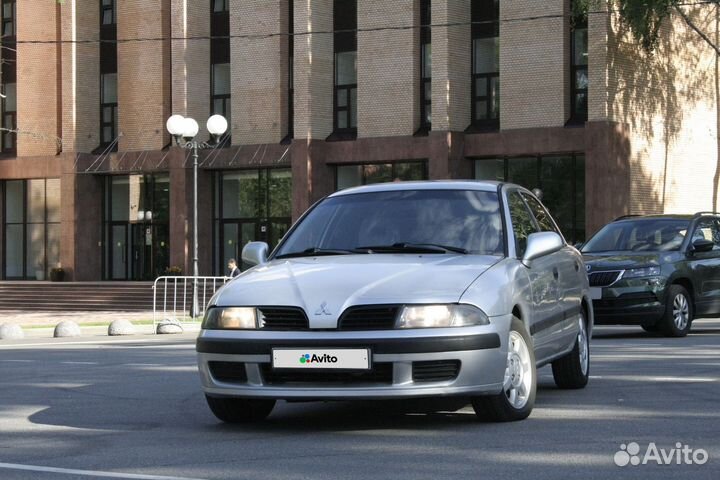 Mitsubishi Carisma 1.6 МТ, 2001, 300 001 км