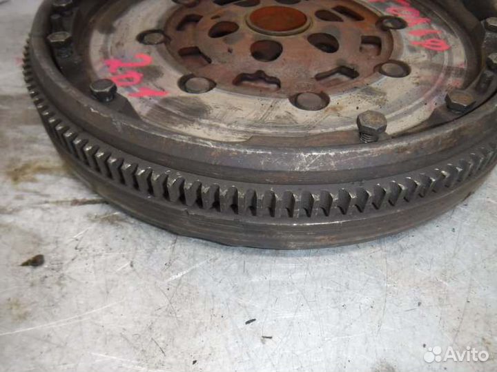 Маховик Volkswagen Golf 4 AHF 1999