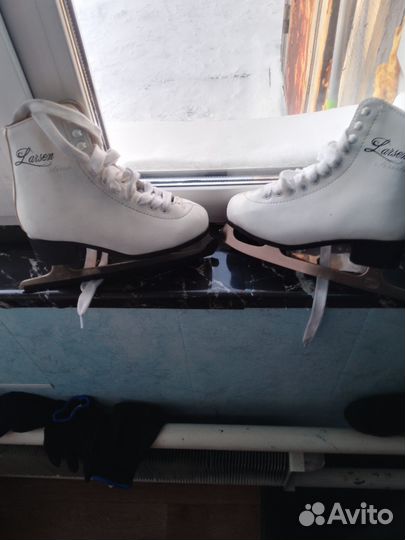 Коньки фигурные 34 размер