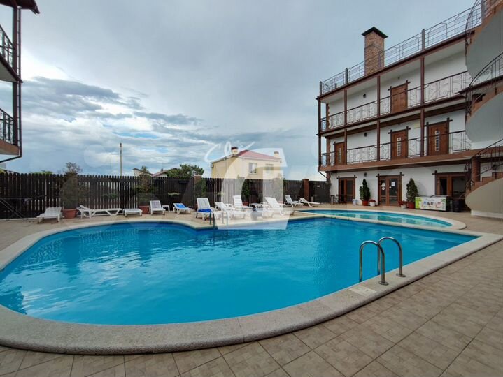 Гостиница, 2300 м²