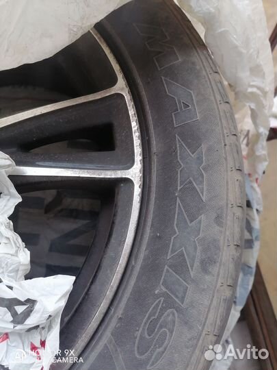 Maxxis ZR9 Victra 205/55 R16