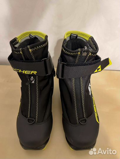 Лыжные ботинки fischer
