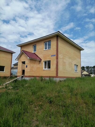 Коттедж 132 м² на участке 5 сот.