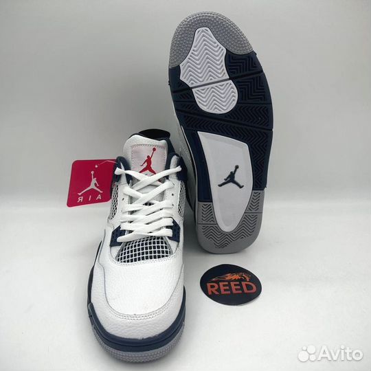 Nike Air Jordan 4 Retro