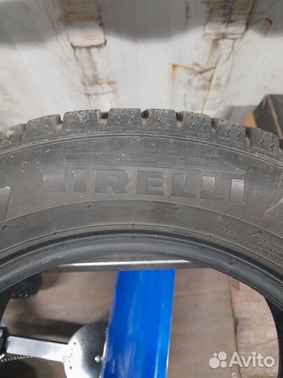 Pirelli Ice Zero 185/60 R14 40J