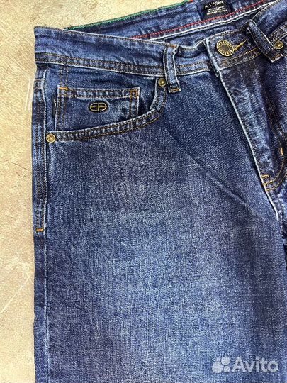 Джинсы Emporio Armani