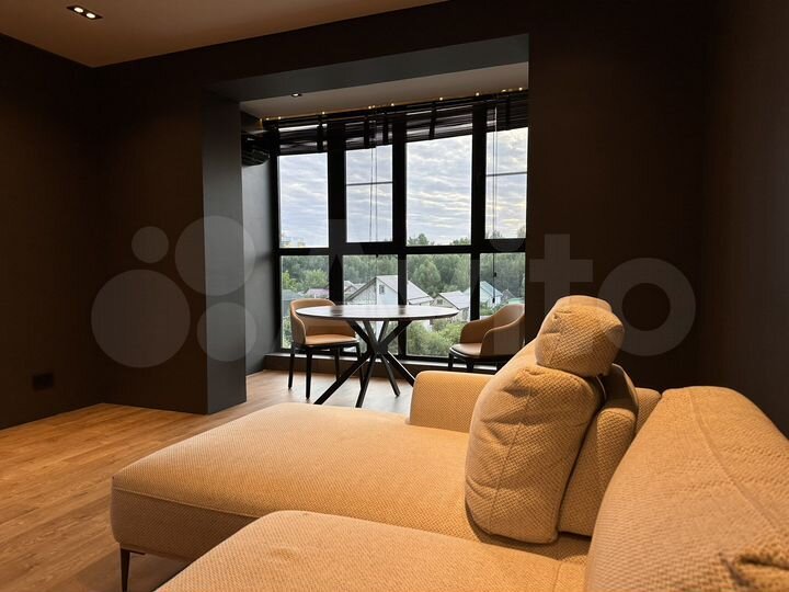 2-к. квартира, 79 м², 4/4 эт.