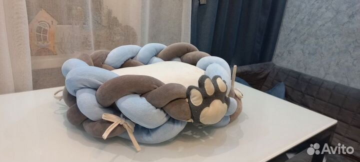 Лежанка домик для кота