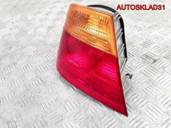 Фонарь задний наружный левый BMW E46 63218364725