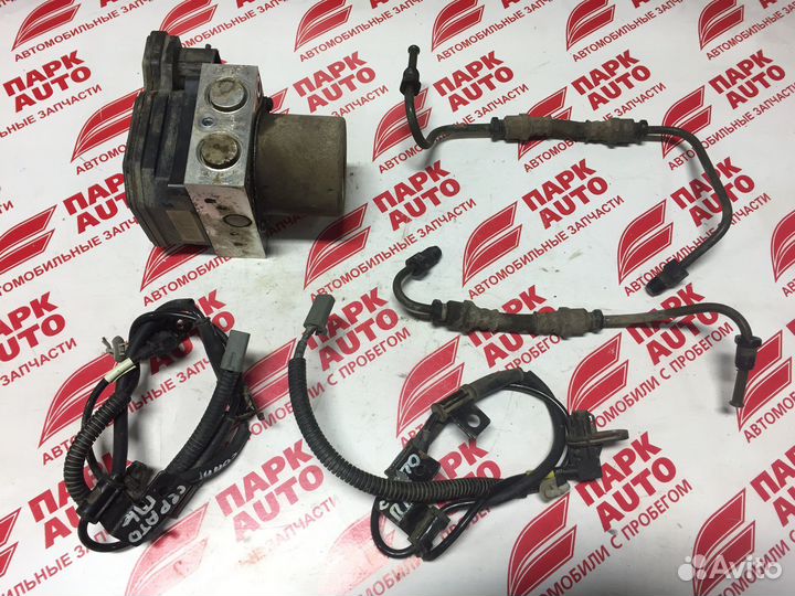 Блок ABS, датчики Kia Cerato coup 2011