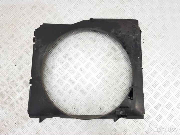 17112248725 Диффузор вентилятора BMW X5 E53